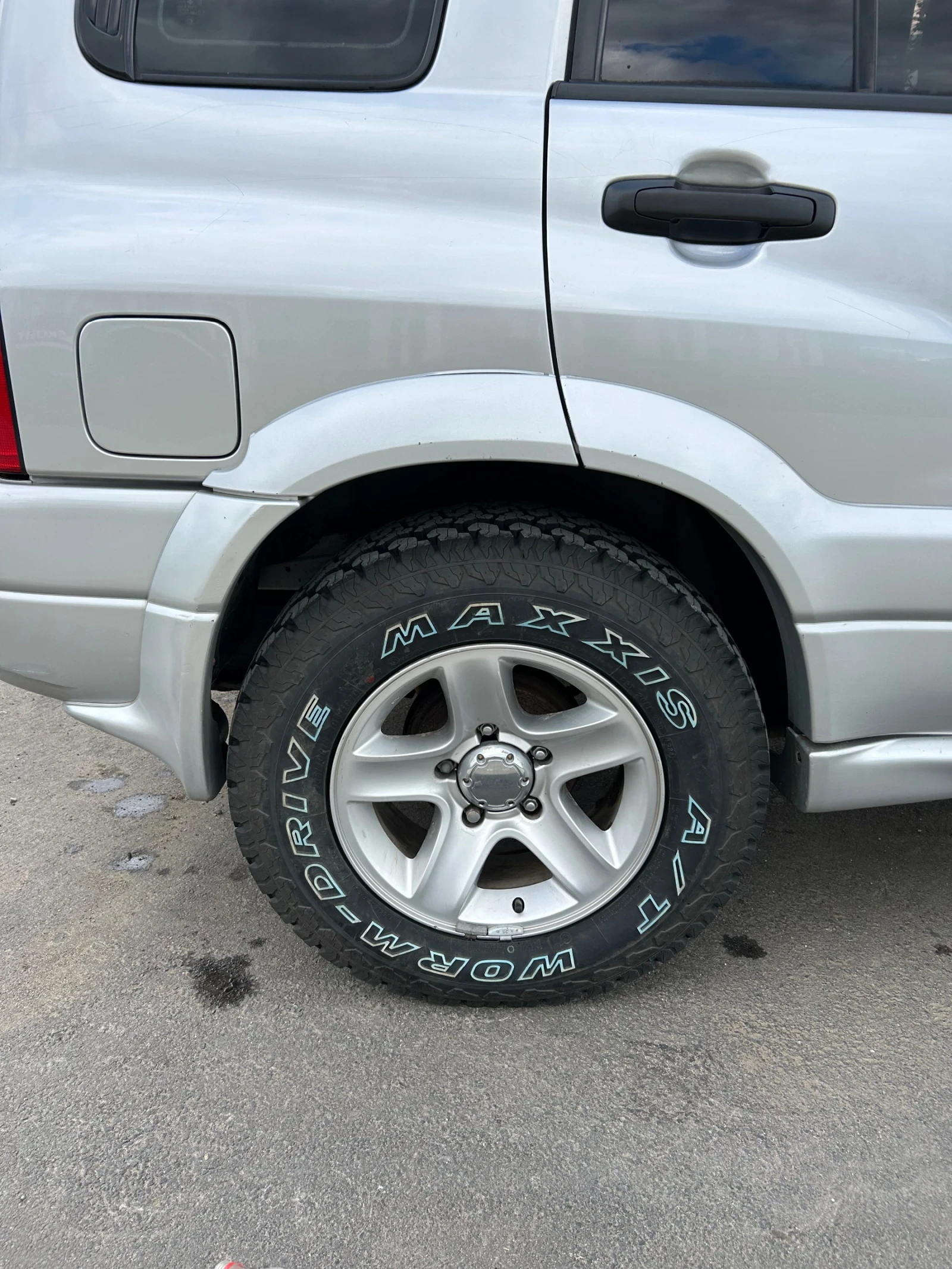 Suzuki Grand vitara 2000i. 128кс 113000километра - изображение 5