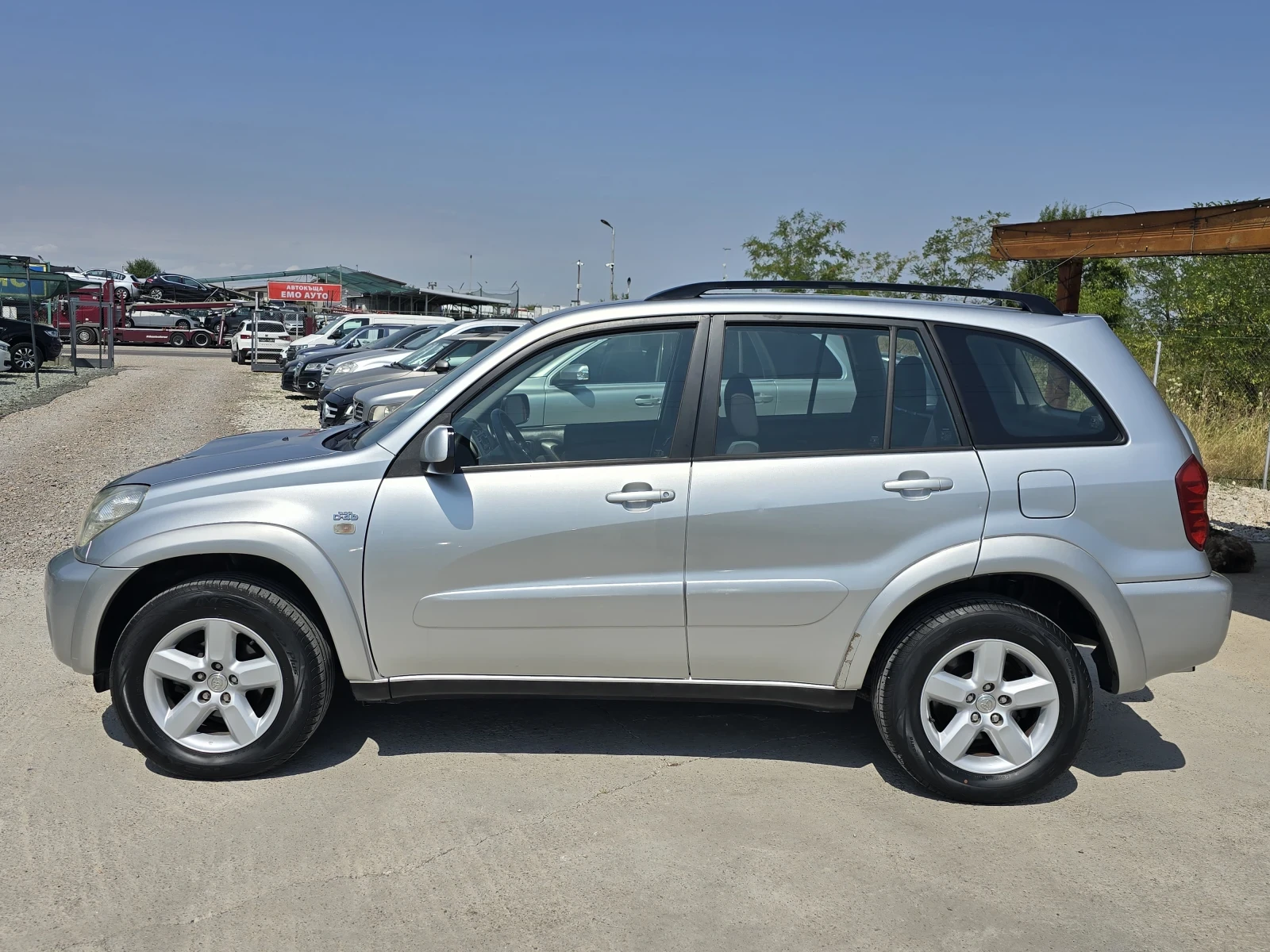Toyota Rav4 Топ състояние внос Италия - изображение 6