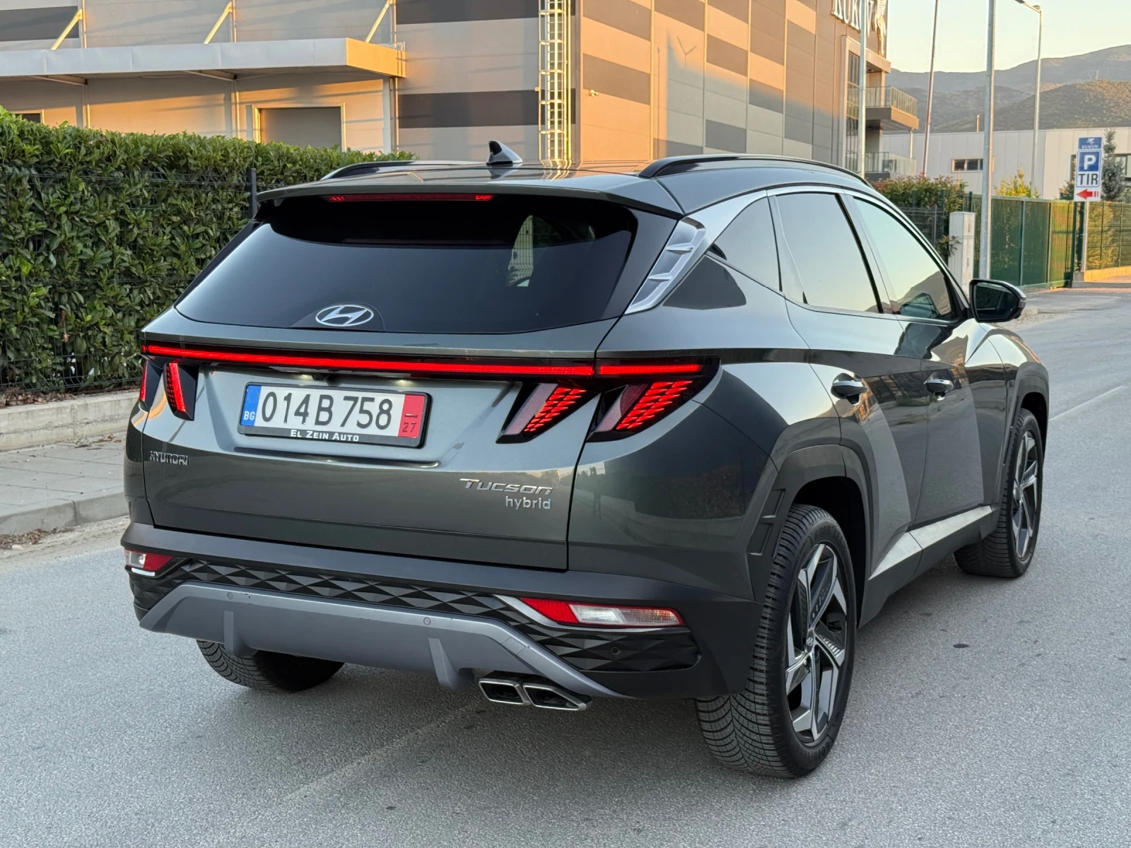 Hyundai Tucson 1.6 HEV HYBRID/230k.c./Exellence/ГАРАНЦИЯ/78000км/ - изображение 3