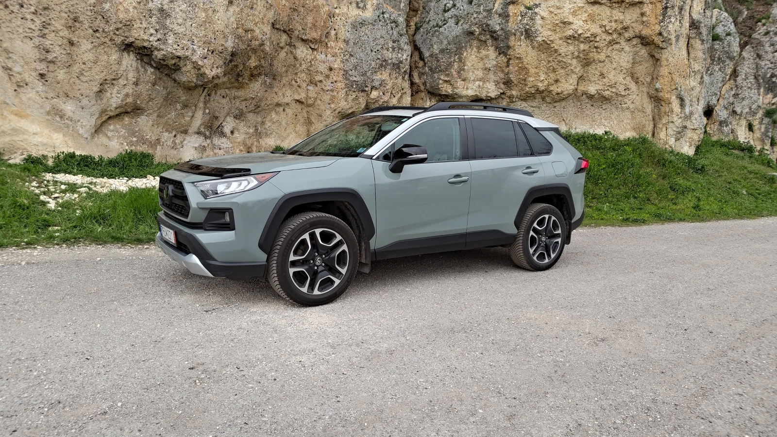 Toyota Rav4 2.5VVT-i TRAIL Edition, снимка 6 - Автомобили и джипове - 54234051