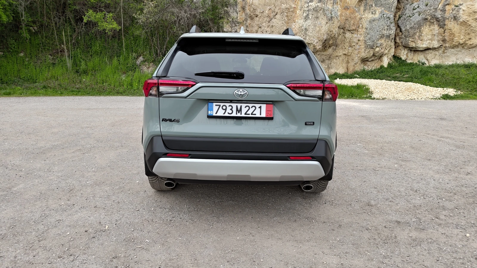 Toyota Rav4 2.5VVT-i TRAIL Edition, снимка 10 - Автомобили и джипове - 54234051