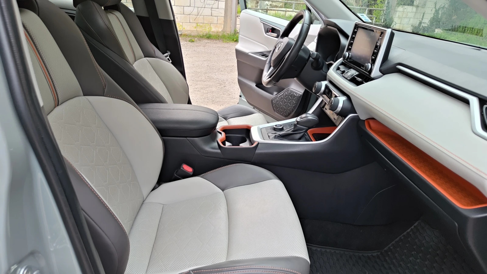 Toyota Rav4 2.5VVT-i TRAIL Edition, снимка 14 - Автомобили и джипове - 54234051