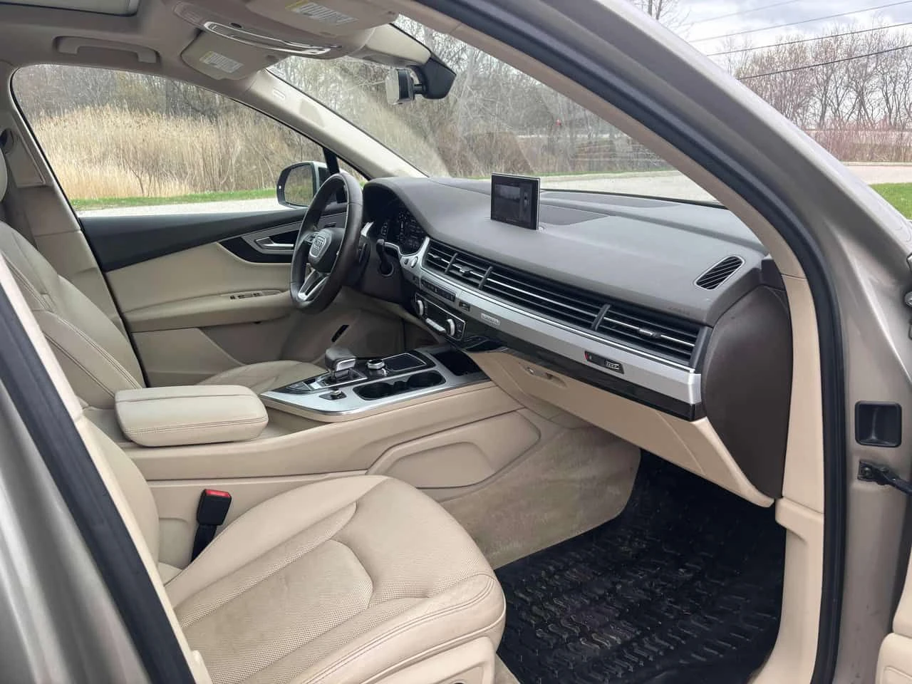 Audi Q7 * 3.0T Technik * DISTRONIC* ОБДУХВАНЕ* АМБИЕНТНО* , снимка 9 - Автомобили и джипове - 54668266