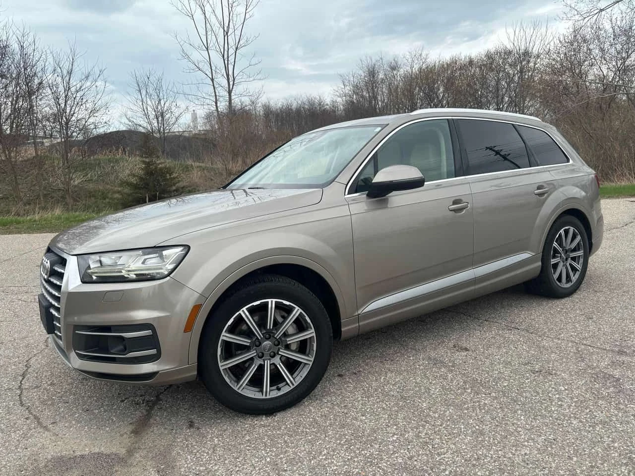 Audi Q7 * 3.0T Technik * DISTRONIC* ОБДУХВАНЕ* АМБИЕНТНО* 