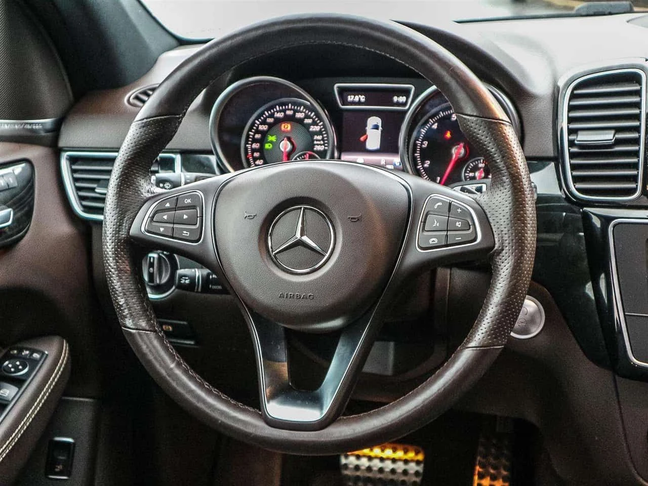 Mercedes-Benz GLE * 4MATIC * CARFAX * ЦЕНА ДО БГ, снимка 13 - Автомобили и джипове - 54782080