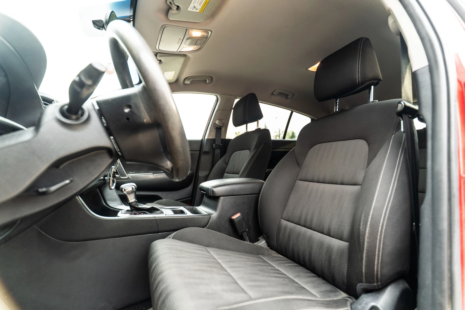 Kia Sportage 2.4 GDI, снимка 13 - Автомобили и джипове - 55339878