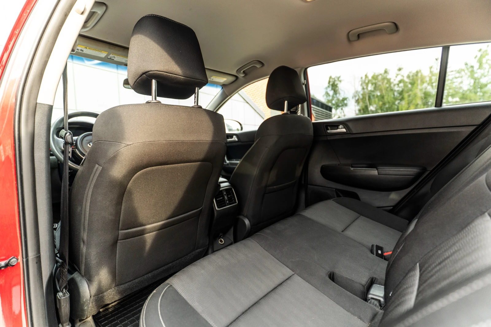 Kia Sportage 2.4 GDI, снимка 14 - Автомобили и джипове - 55339878