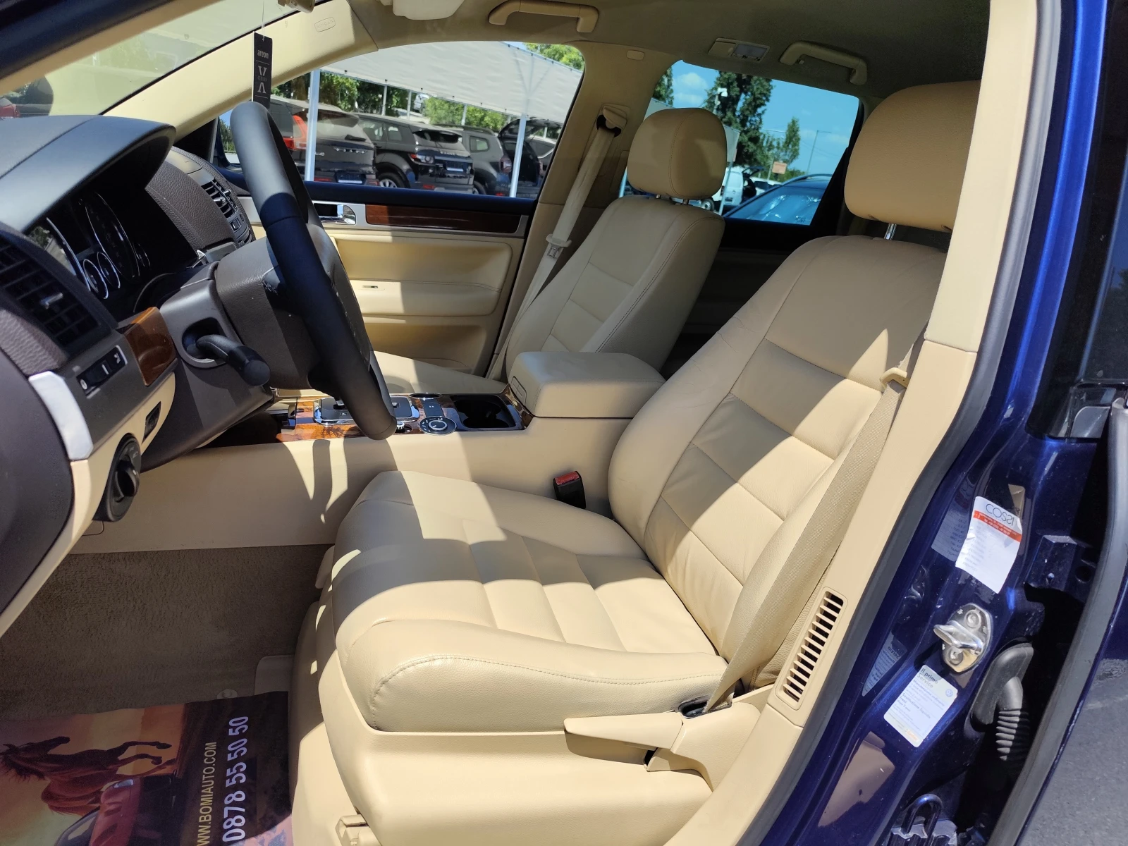 VW Touareg 2.5TDi* 4X4* EXCLUSIVE* ABTOMAТИК* КОЖА* XENON* , снимка 7 - Автомобили и джипове - 55558071