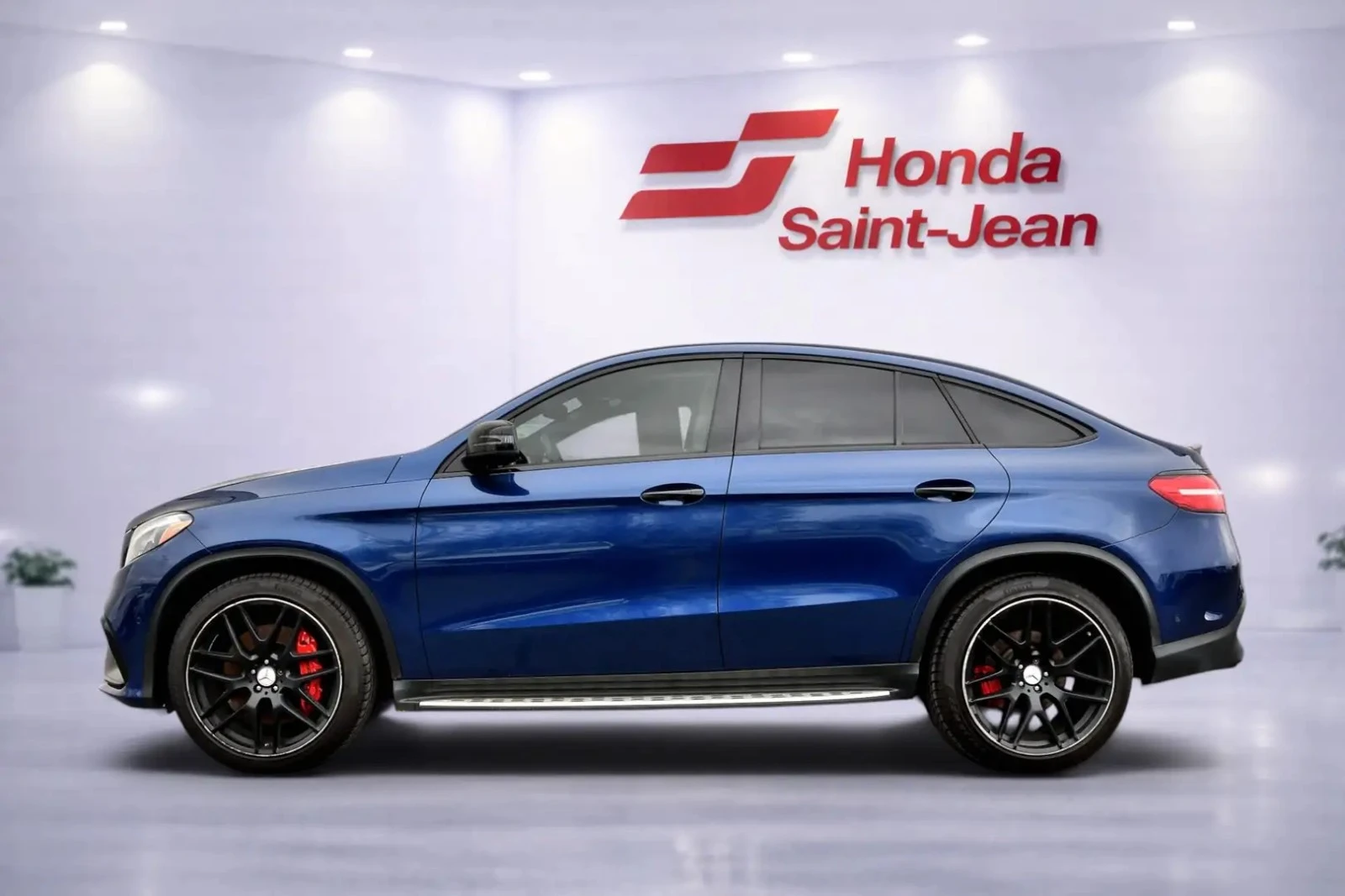 Mercedes-Benz GLE 63 S AMG COUPE ЦЕНА ДО БЪЛГАРИЯ АВТОКРЕДИТ, снимка 3 - Автомобили и джипове - 55559033