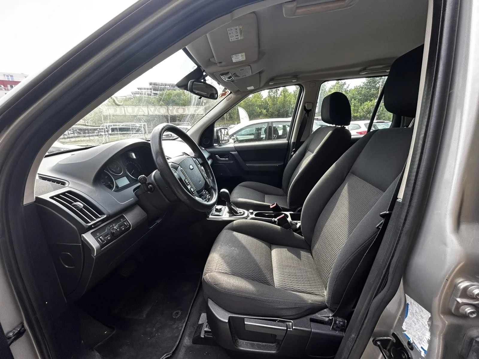 Land Rover Freelander, снимка 11 - Автомобили и джипове - 55656591
