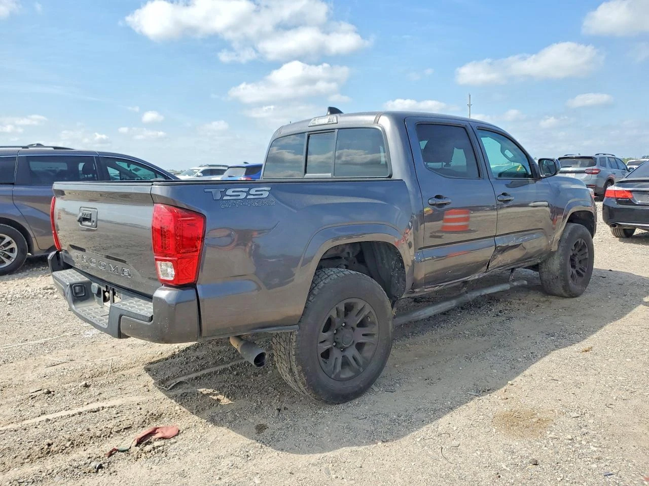 Toyota Tacoma Sr, снимка 3 - Автомобили и джипове - 55878220