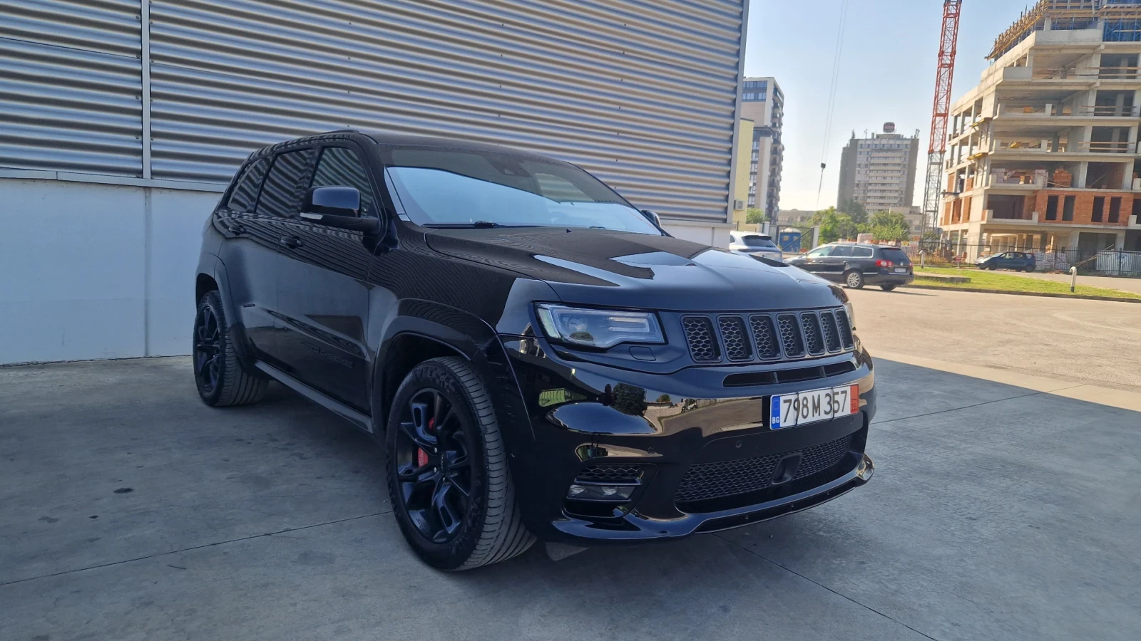 Jeep Grand cherokee 6.4 SRT, снимка 3 - Автомобили и джипове - 56227453