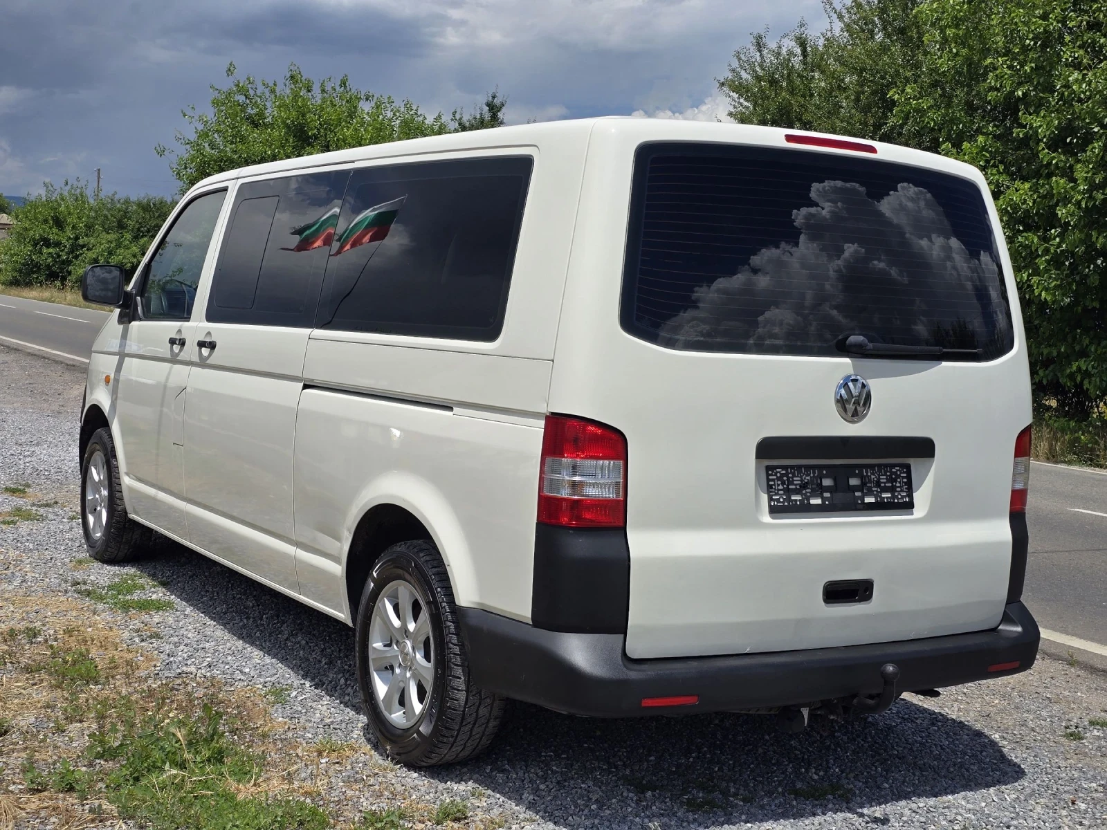 VW Caravelle 2.5TDI Long Климатик 7+ 1 , снимка 4 - Бусове и автобуси - 54941850