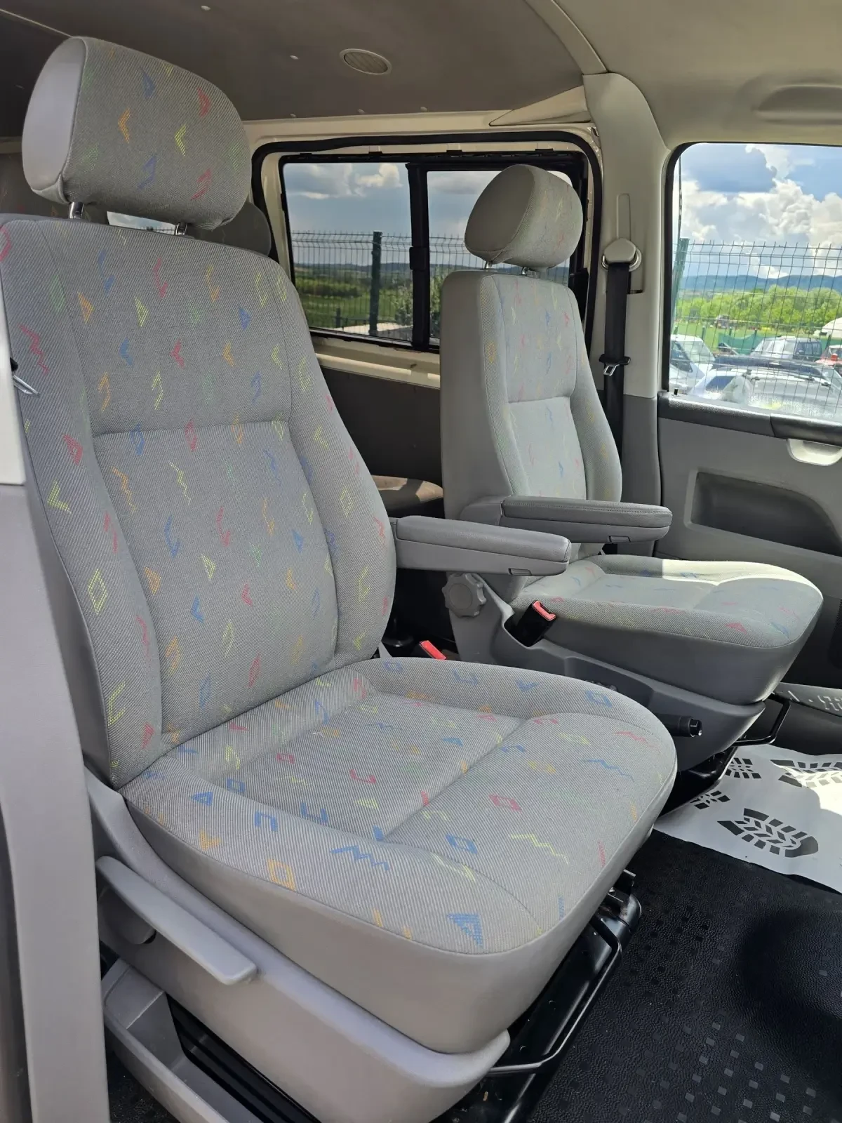 VW Caravelle 2.5TDI Long �������� 7+ 1  | Mobile.bg � ����������� 8