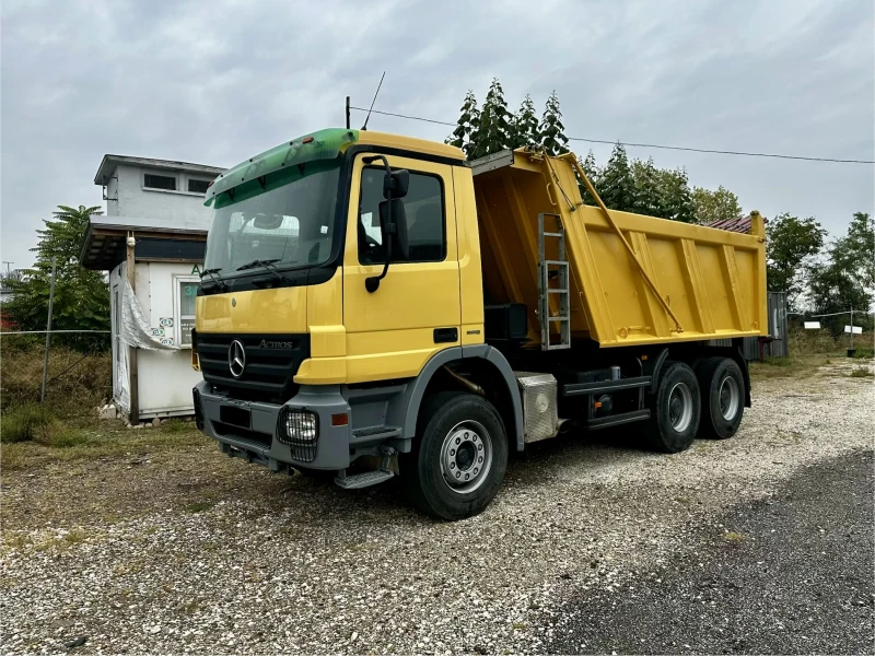 Mercedes-Benz Actros 3336