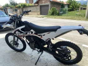 Rieju Mrt 125, снимка 5
