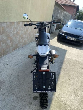 ����� �� �������� �� Rieju Mrt 125