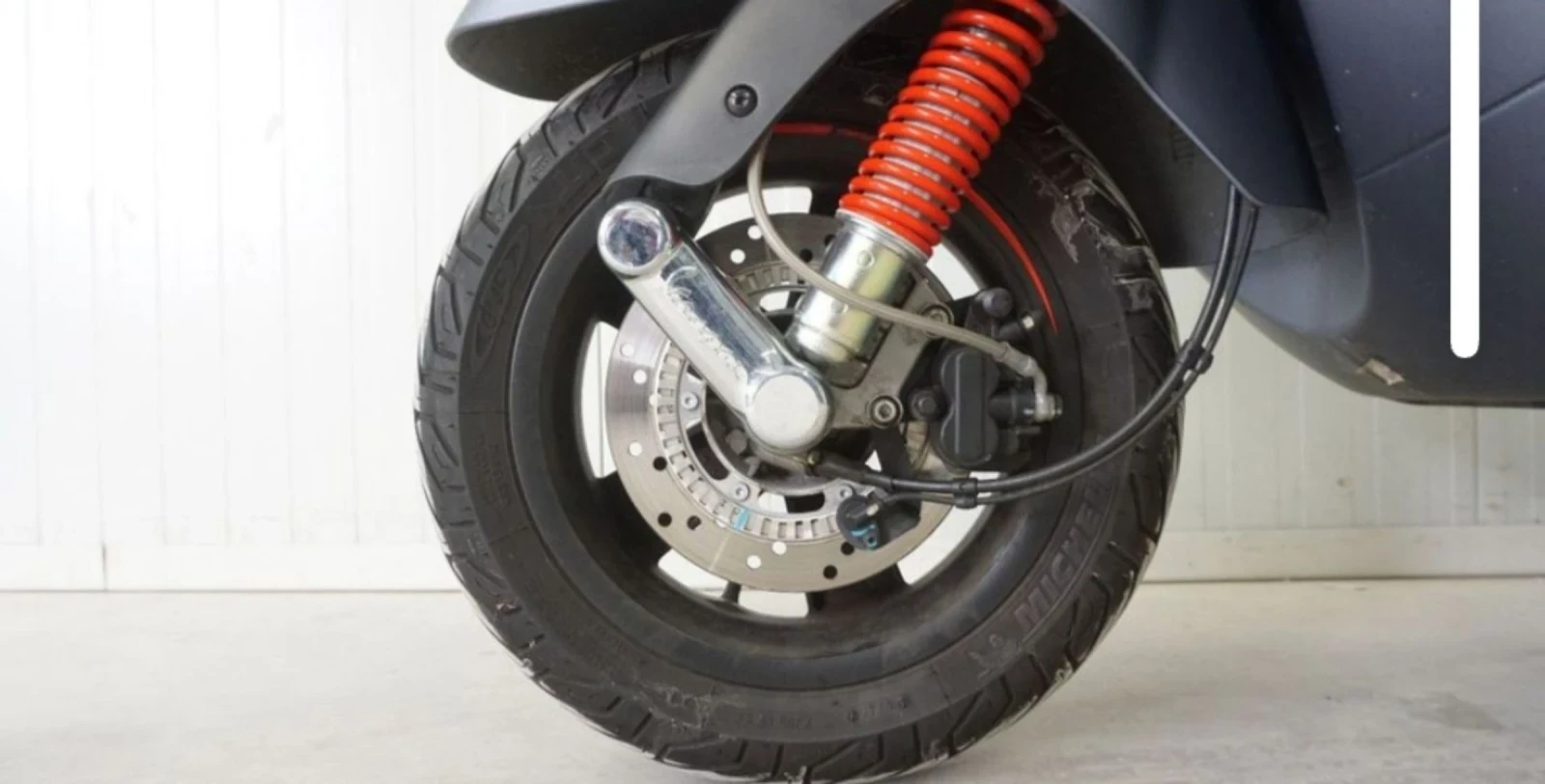 Vespa GTV Piaggio Vespa GTS 300 SEI GIORNI - изображение 5