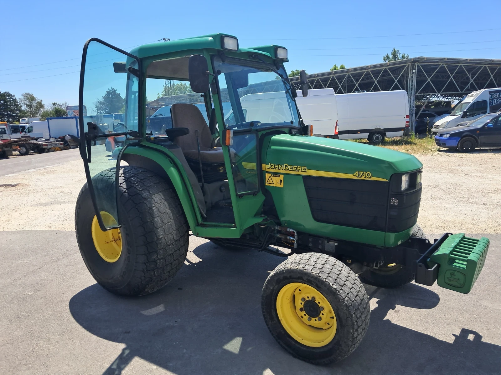Трактор John Deere 4710 - изображение 5