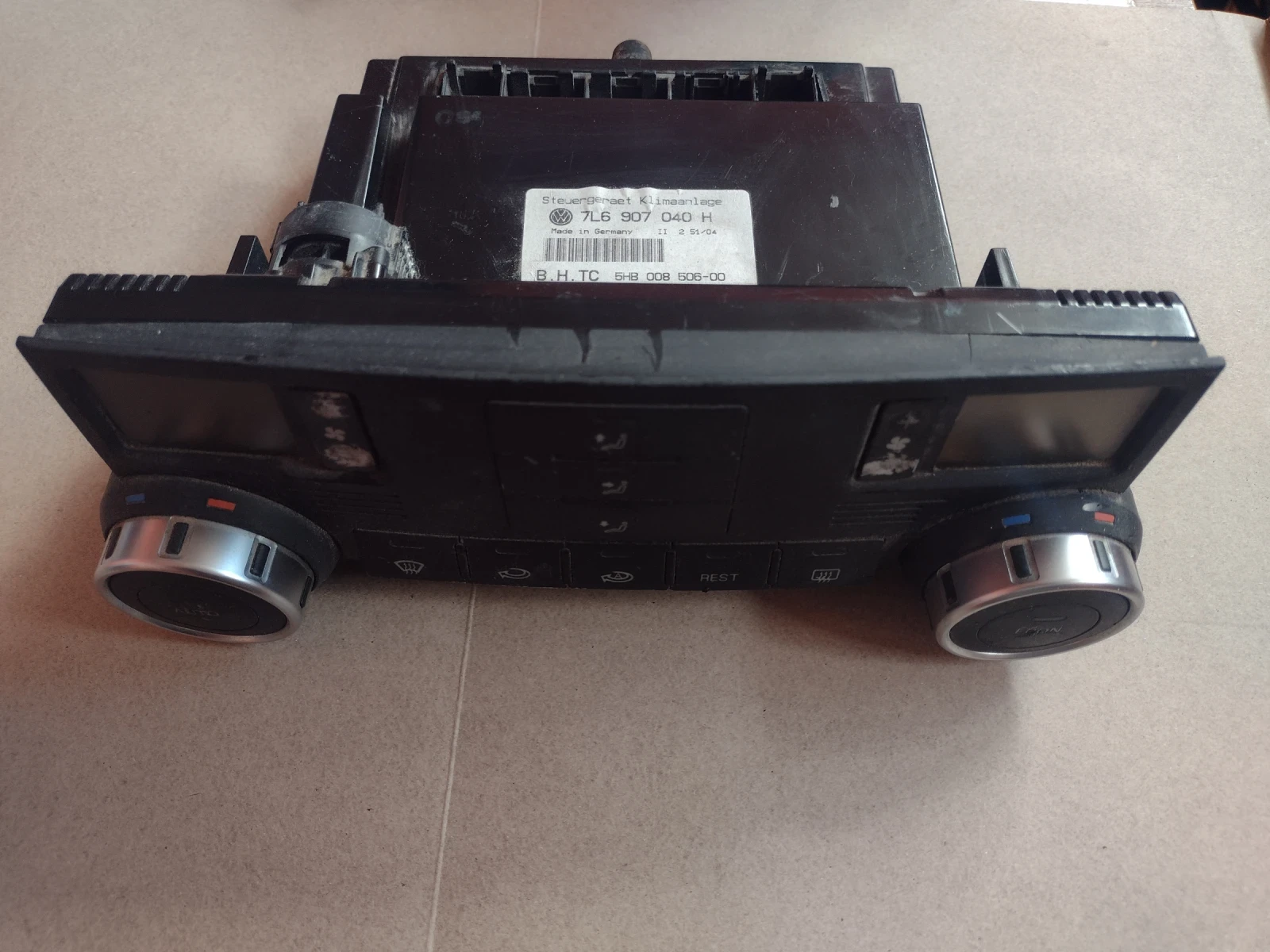 7L6907040H ����� ����������� �� VW TOUAREG  5HB008506-00 | Mobile.bg � ����������� 2