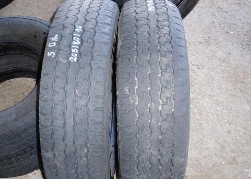 Гуми Летни 205/80R16, снимка 2 - Гуми и джанти - 5256984