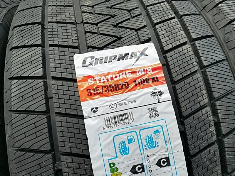 Гуми Зимни 285/45R19, снимка 3 - Гуми и джанти - 23687897