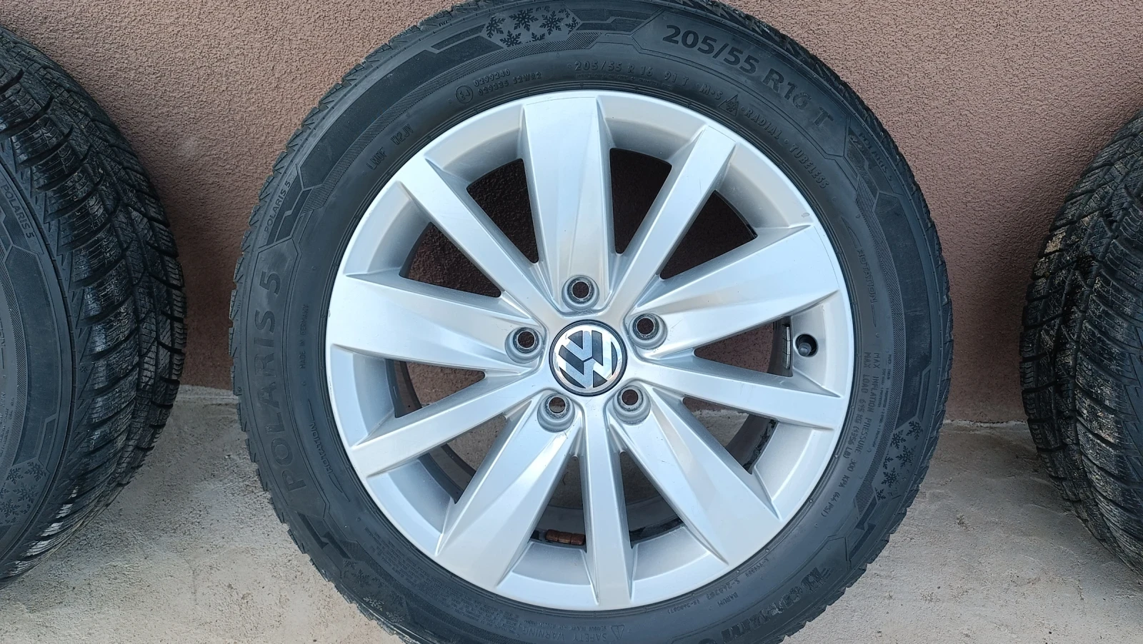 Гуми с джанти Barum 205/55R16, снимка 2 - Гуми и джанти - 54495296