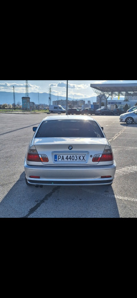 BMW 320, снимка 10 - Автомобили и джипове - 45639292