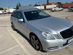 Mercedes-Benz E 220, снимка 3
