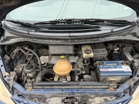 Toyota Previa 2.0 D4-D 7 Места Климатроник Лети джанти Редовна, снимка 17