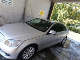 ������ Mercedes-Benz C 220