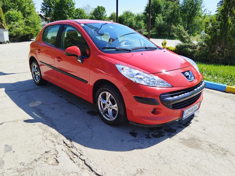 Peugeot 207 1.4i, снимка 1 - Автомобили и джипове - 47548594