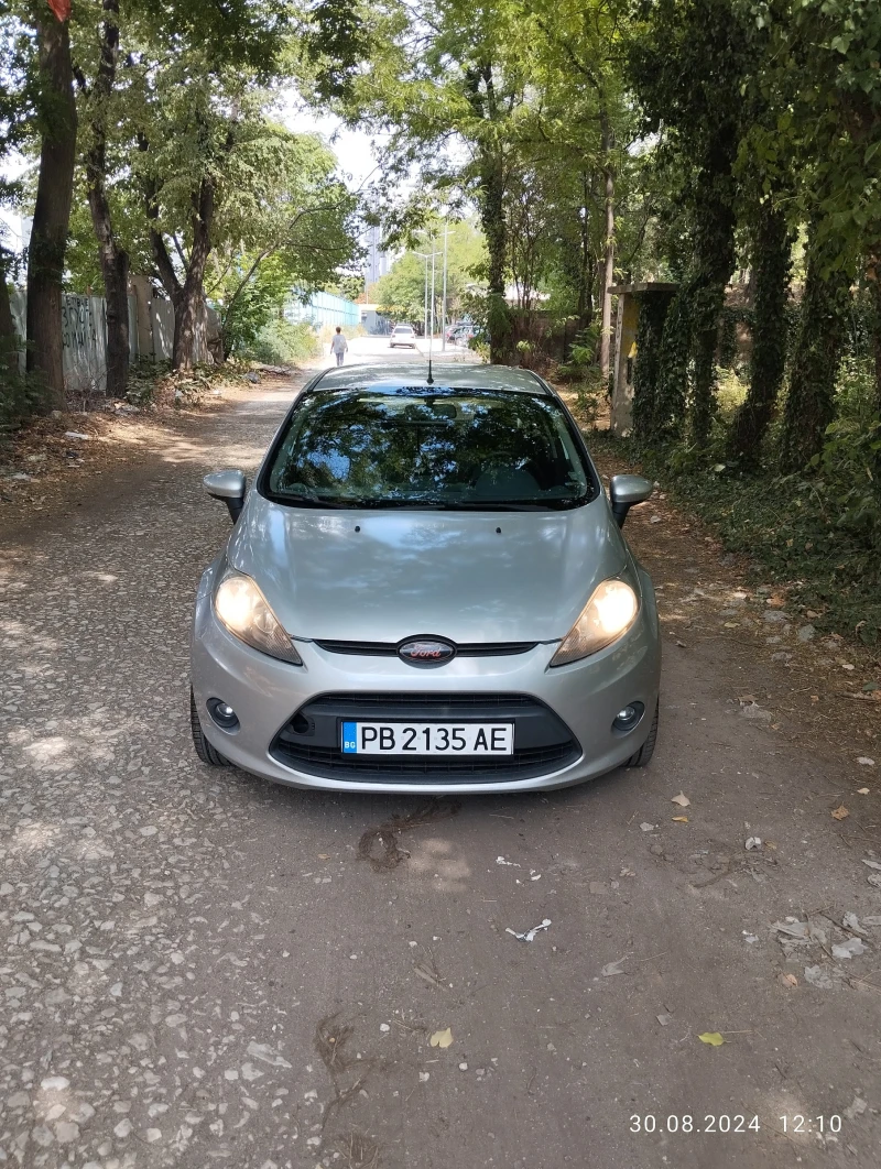 Ford Fiesta, снимка 1 - Автомобили и джипове - 47075524