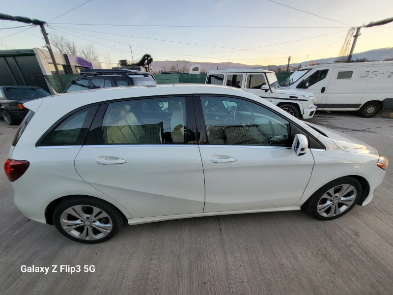 Mercedes-Benz B 250 4Matic, снимка 7 - Автомобили и джипове - 48089613