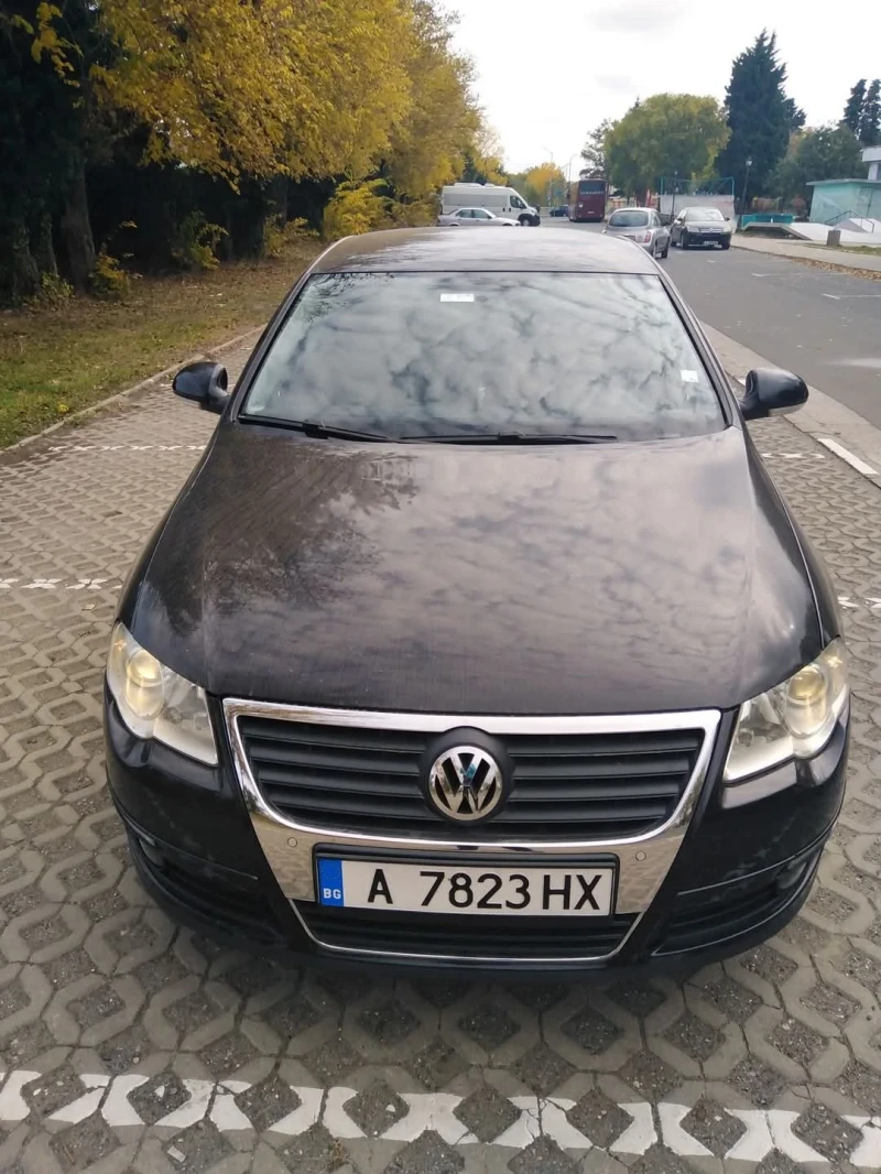 VW Passat, снимка 1 - Автомобили и джипове - 48735833