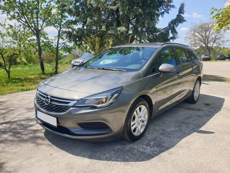 Opel Astra CDTI sport tourer, снимка 3 - Автомобили и джипове - 49172306