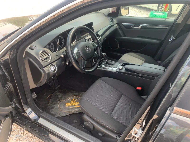 Mercedes-Benz C 220 2.2CDI, снимка 9 - Автомобили и джипове - 51175146