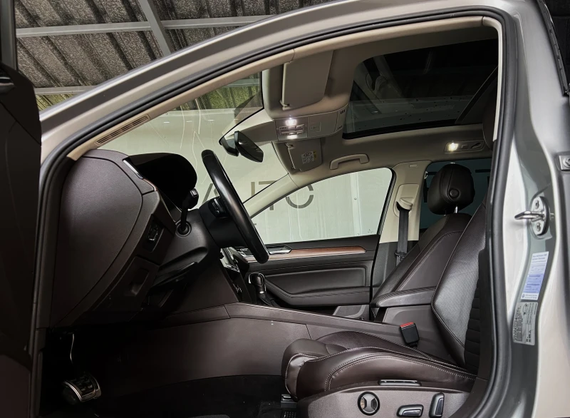 VW Passat 2.0TDI 4M ALLTRACK PANO 360 МАСАЖ ОБДУХВАНЕ ПЕЧКА, снимка 5 - Автомобили и джипове - 52308828