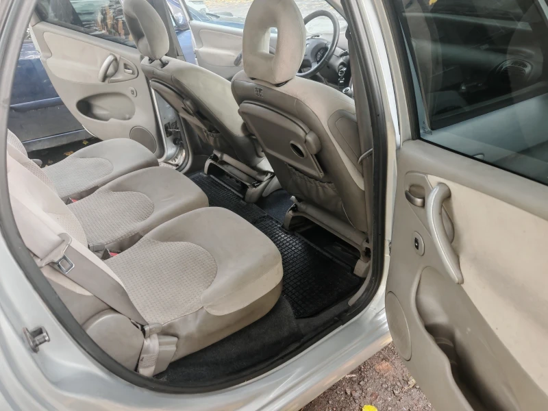Citroen Xsara picasso, снимка 10 - Автомобили и джипове - 52379647