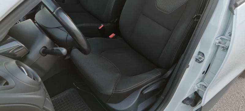 Renault Clio N1 с ДДС , снимка 10 - Автомобили и джипове - 52442345