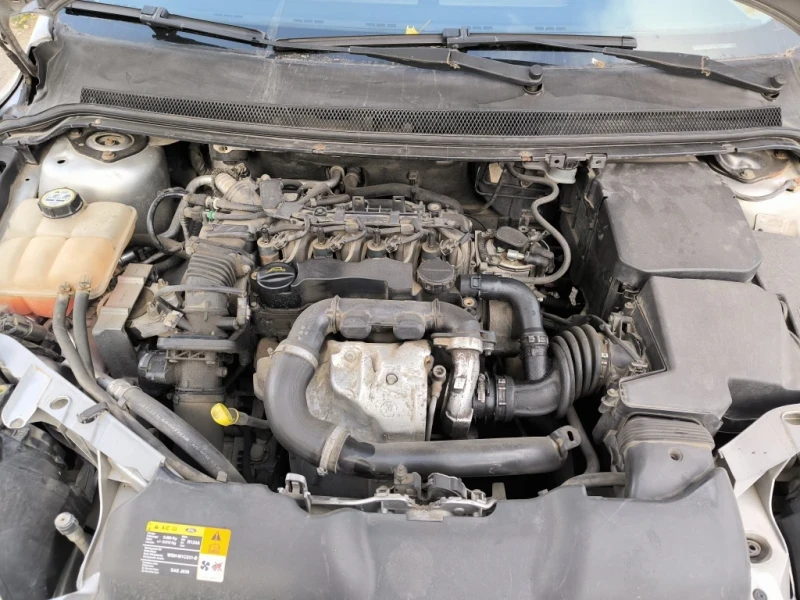 Ford Focus 1.6TDCi 90к.с. 237000 км., снимка 8 - Автомобили и джипове - 52444177