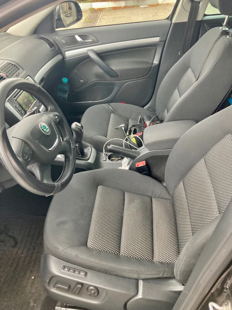 Skoda Octavia Scout, снимка 11 - Автомобили и джипове - 52699225
