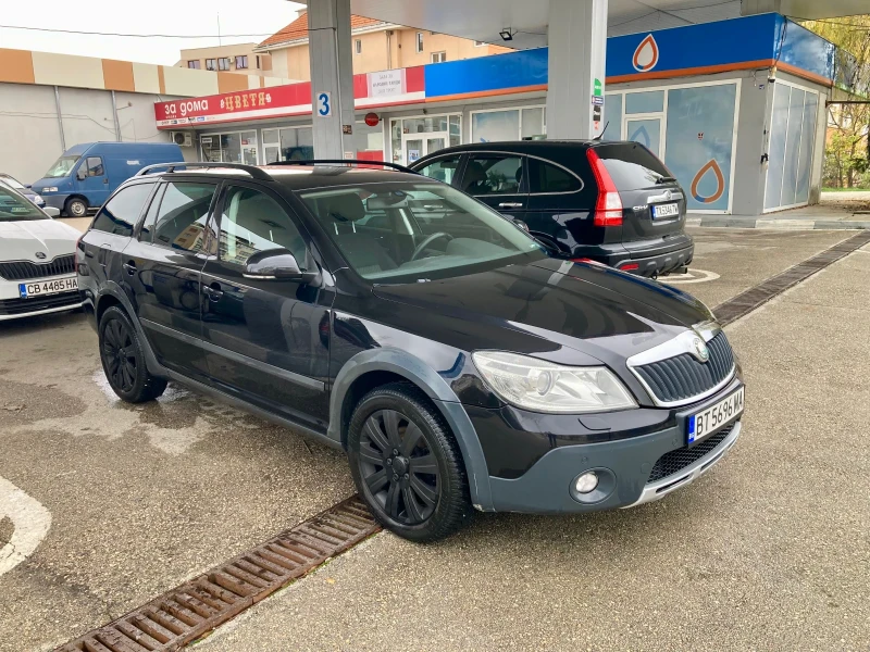 Skoda Octavia Scout, снимка 15 - Автомобили и джипове - 52699225
