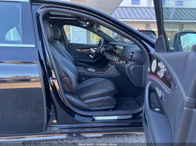 Mercedes-Benz E 350 2.0L I-4 DI, DOHC, VVT, TURBO, 255HP All Wheel, снимка 5 - Автомобили и джипове - 52851284