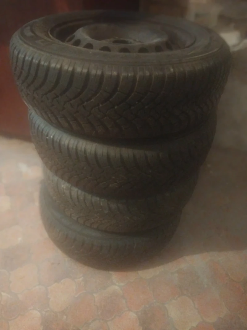 VW Golf 1.6-102k., снимка 12 - Автомобили и джипове - 52951958