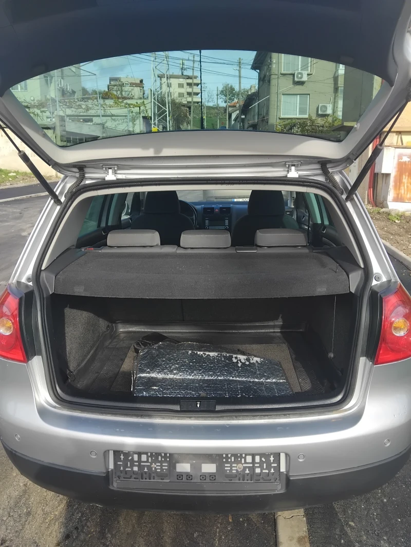 VW Golf 1.6-102k., снимка 10 - Автомобили и джипове - 52951958