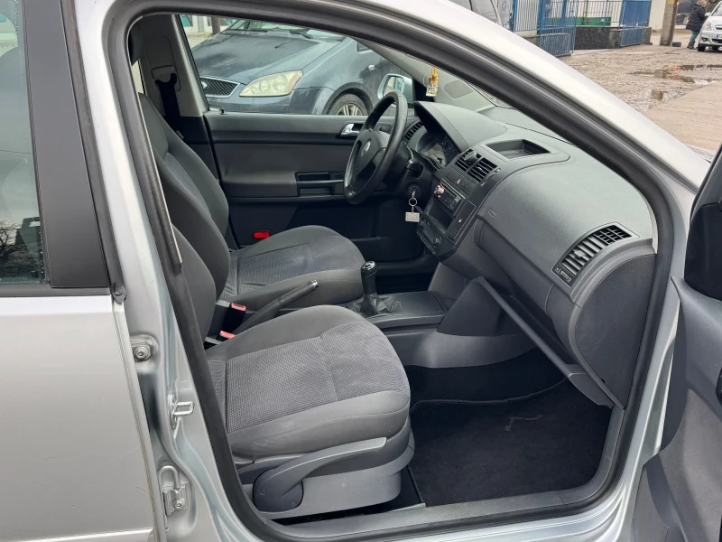 VW Polo, снимка 10 - Автомобили и джипове - 53400239