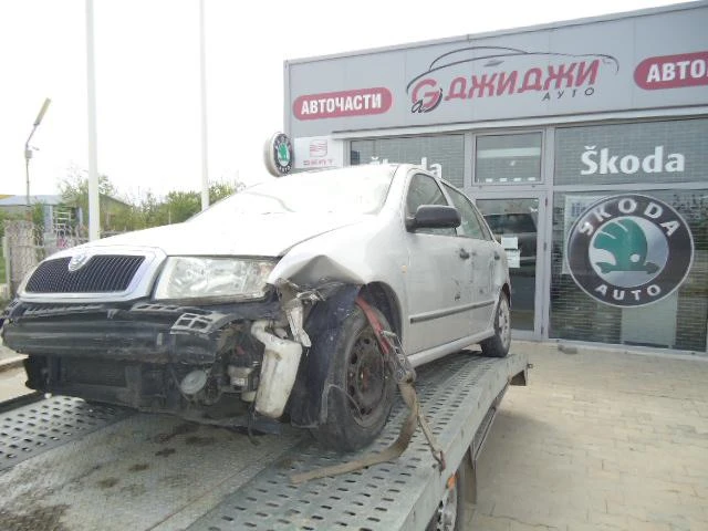 Skoda Fabia 1.4 MPI AQW, снимка 2 - Автомобили и джипове - 21331513