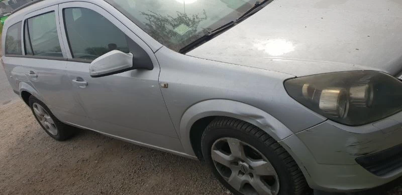 Opel Astra 1.7 cdti, снимка 3 - Автомобили и джипове - 45949122