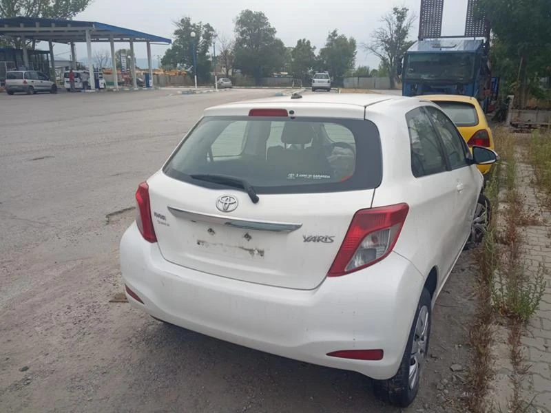 Toyota Yaris 1.0i TIP 1KR FE - изображение 2